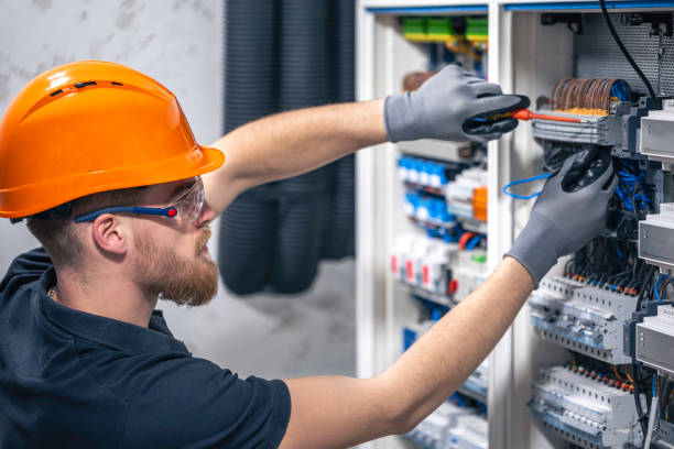 Best Circuit Breaker Repair  in Des Allemands, LA
